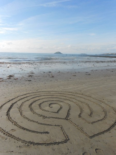 1-Labyrinths of sand